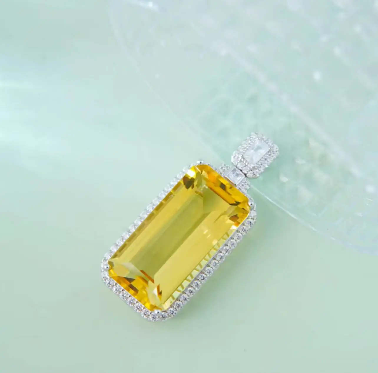 S925 zilveren Vierkante slijpvorm Gele Kristal Hanger