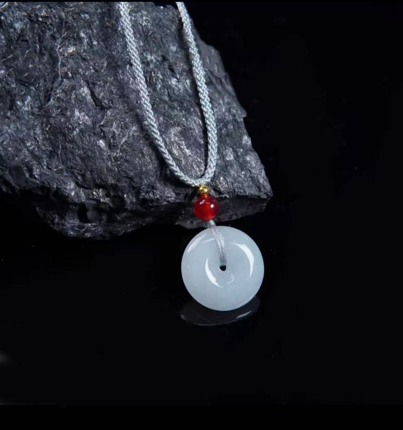 Natuurlijke Kleine Ping An jade hanger