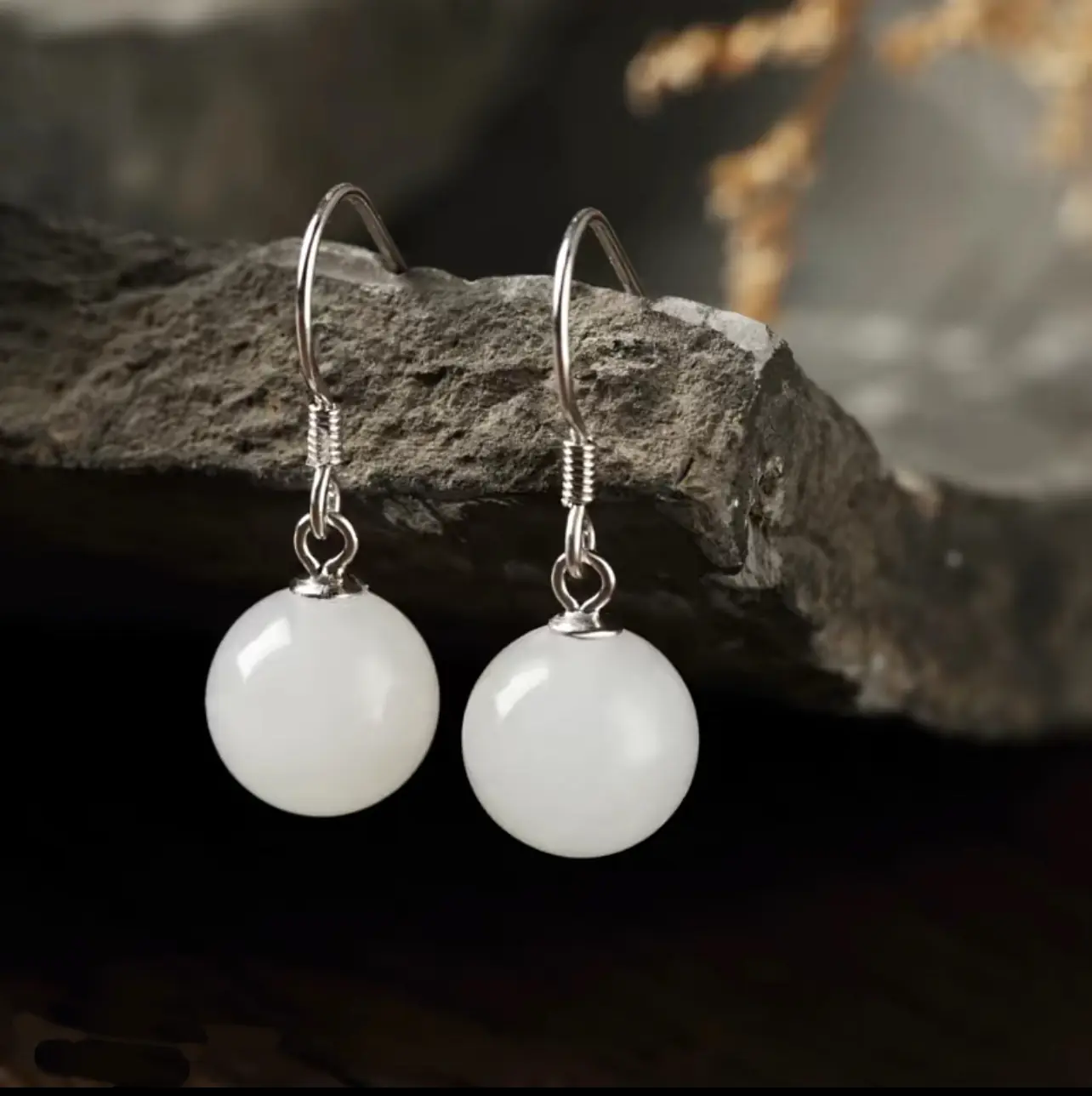 S925 sterling Zilveren Oorhaken met natuurlijke witte Hetian jade